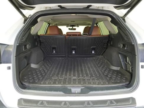 Used 2020 Subaru Outback Touring XT AWD/4WD image 37