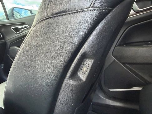 Used 2023 Kia Sportage EX FWD image 27