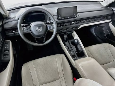 Certified 2023 Honda Accord EX image 29