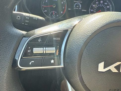 Used 2024 Kia Forte LXS FWD image 25