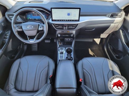 Certified 2025 Ford Escape SE w/ PHEV Premium Package image 18