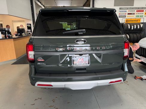 Used 2022 Ford Expedition Timberline image 6