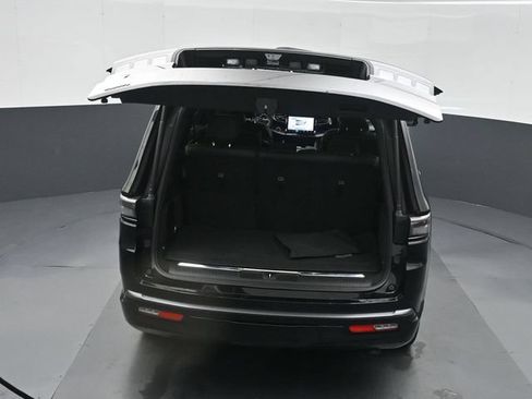 New 2026 Jeep Grand Wagoneer Summit AWD/4WD image 43
