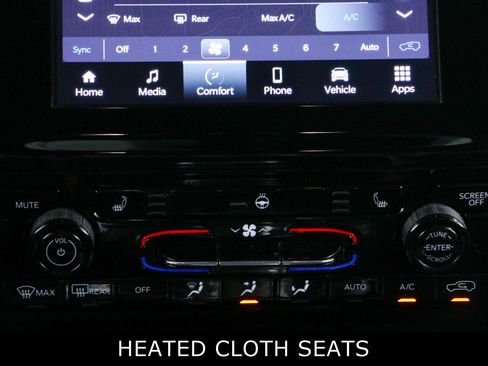 Used 2023 Jeep Grand Cherokee Altitude AWD/4WD image 20