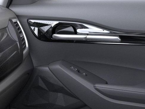 New 2026 Kia Seltos S image 25