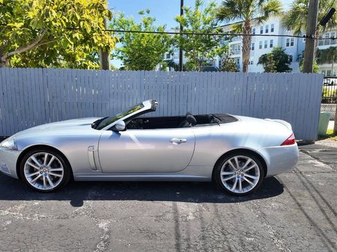 Used 2007 Jaguar XKR R image 8