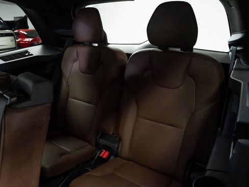 Used 2023 Volvo XC90 T8 Plus image 23