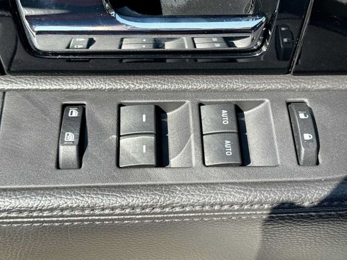 Used 2014 Ford F150 Limited AWD/4WD image 16