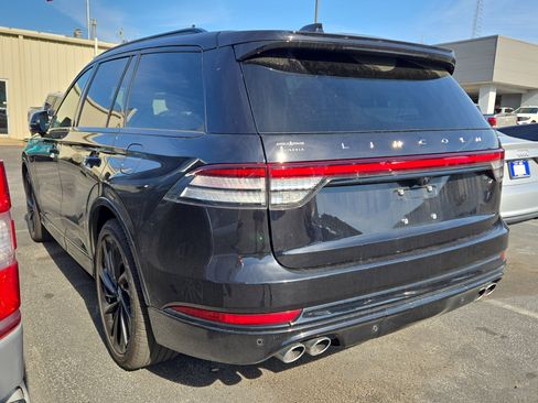 Used 2025 Lincoln Aviator Reserve w/ Jet Appearance Package image 4