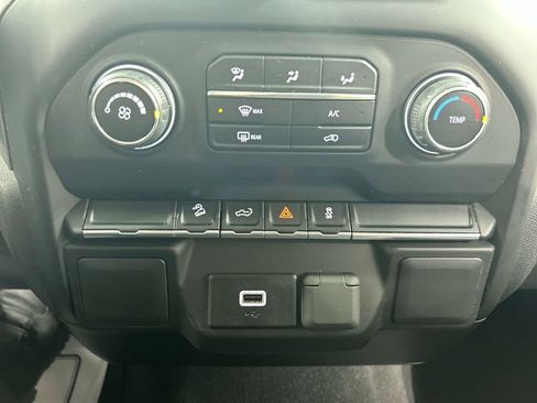 Used 2019 Chevrolet Silverado 1500 Custom Trail Boss w/ Custom Convenience Package image 16