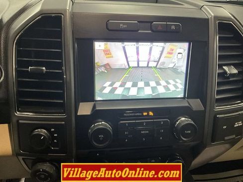 Used 2018 Ford F150 XLT w/ Equipment Group 302A Luxury image 20