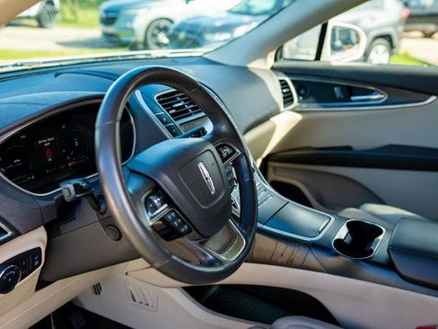 Used 2020 Lincoln Nautilus Reserve w/ Equipment Group 201A image 32