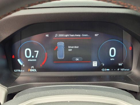 Used 2025 Ford Explorer Active RWD image 29