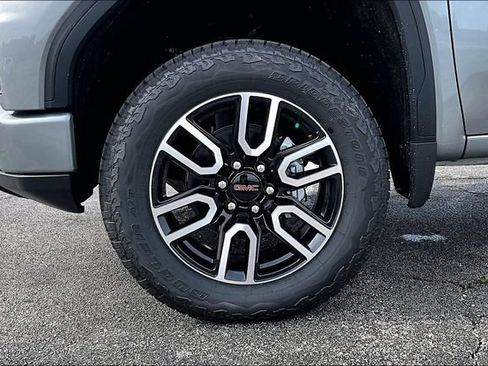 New 2026 GMC Sierra 1500 AT4 w/ Technology Package AWD/4WD image 12