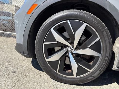 Used 2023 Volkswagen ID.4 Pro S RWD image 5