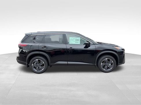 New 2026 Nissan Rogue SV image 5