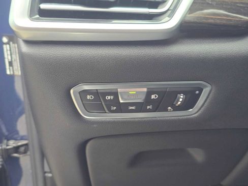 Used 2019 BMW X5 xDrive40i w/ Premium Package 2 AWD/4WD image 24