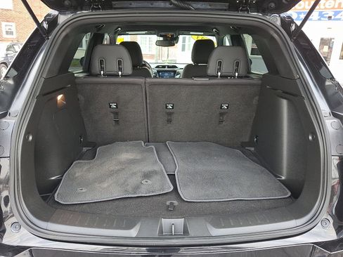 Used 2023 Chevrolet TrailBlazer RS w/ Convenience Package image 28