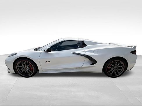 Used 2023 Chevrolet Corvette Stingray Premium Conv w/ Z51 Performance Package RWD image 5