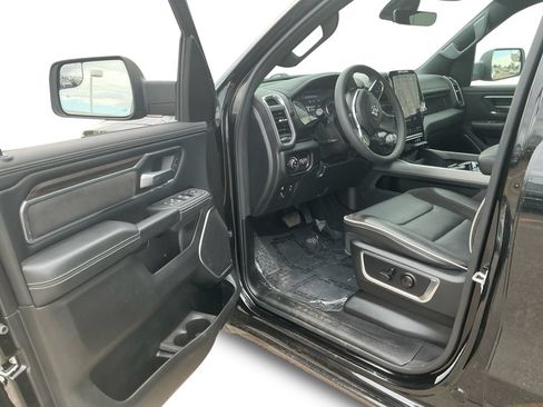 Used 2026 RAM 1500 Laramie AWD/4WD image 22