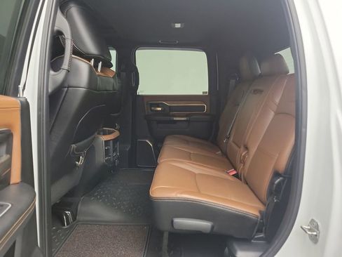 Used 2022 RAM 3500 Limited image 10