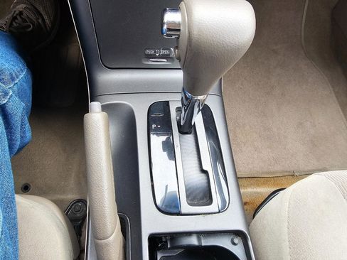 Used 2006 Toyota Camry XLE image 36