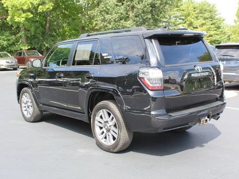 Used 2022 Toyota 4Runner TRD Sport AWD/4WD image 7