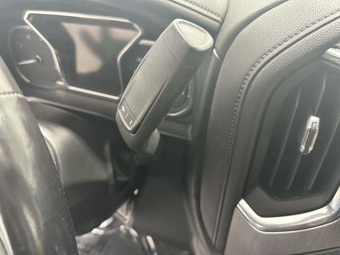 Used 2022 GMC Sierra 2500 Denali w/ Denali Ultimate Package image 16