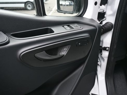 Used 2026 Mercedes-Benz Sprinter 2500 image 8