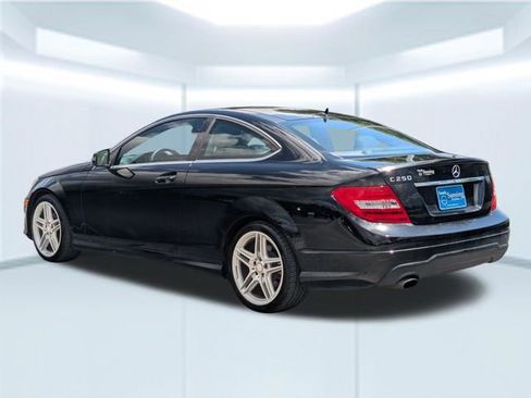 Used 2014 Mercedes-Benz C 250 Coupe image 4