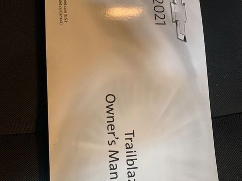 Used 2021 Chevrolet TrailBlazer LT w/ Convenience Package image 33