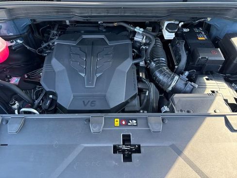 Certified 2024 Kia Carnival SX Prestige image 22