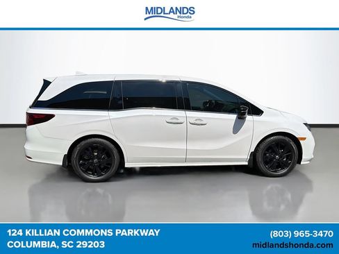 Used 2024 Honda Odyssey Sport image 4