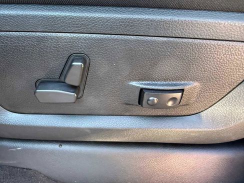 New 2026 RAM 2500 Limited AWD/4WD image 9