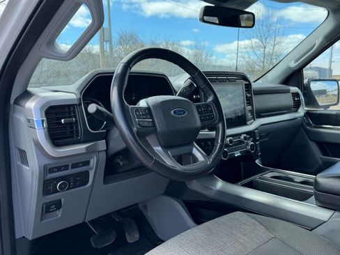 Used 2022 Ford F150 XLT w/ Equipment Group 302A High image 11