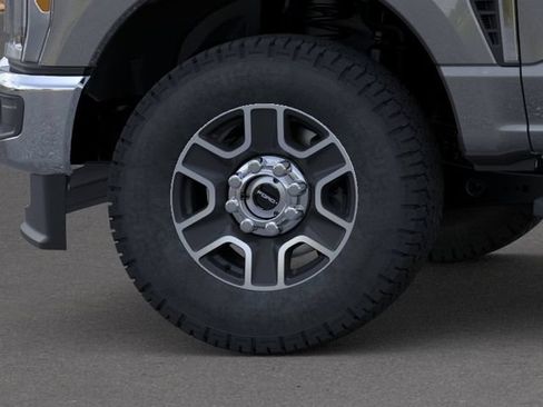 Used 2025 Ford F350 XLT AWD/4WD image 19