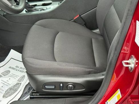 Used 2024 Chevrolet Malibu LT image 18