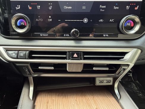 Used 2023 Lexus RX 350 FWD w/ Cold Area Package image 27