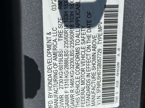 Certified 2025 Honda Odyssey EX-L image 32