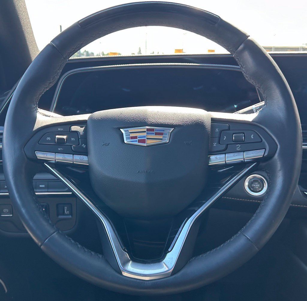 Used 2024 Cadillac Escalade Sport AWD/4WD image 23