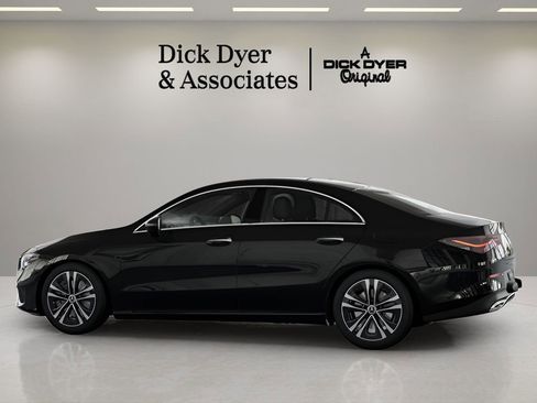 Used 2025 Mercedes-Benz CLA 250 image 4