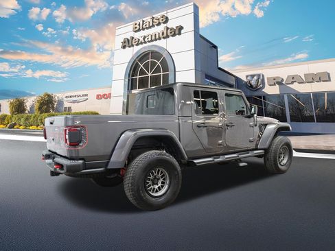 Used 2023 Jeep Gladiator Rubicon w/ Dual Top Group image 3