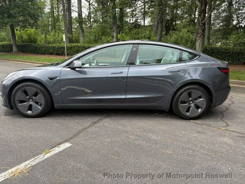 Used 2022 Tesla Model 3 Long Range AWD/4WD image 6
