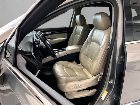 Used 2018 Buick Enclave Essence FWD image 27