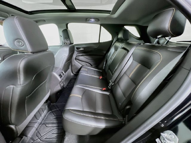 Used 2024 Chevrolet Equinox Premier AWD/4WD image 24