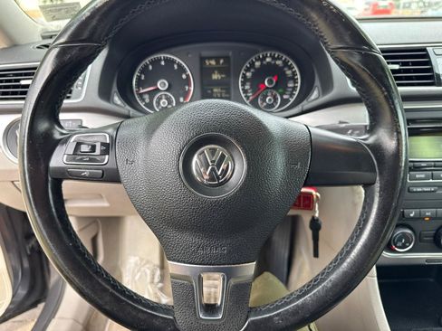 Used 2015 Volkswagen Passat 1.8T Wolfsburg Edition FWD image 19