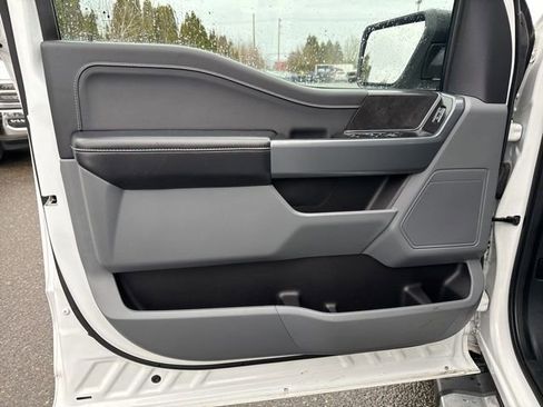 Used 2024 Ford F150 XLT image 27