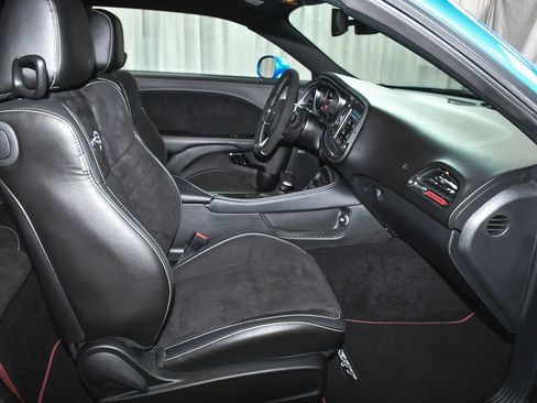 Used 2023 Dodge Challenger SRT Hellcat w/ Driver Convenience Group RWD image 53