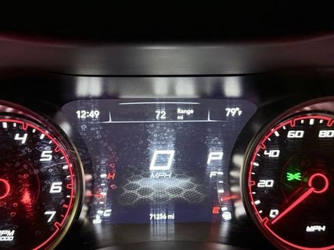 Used 2023 Dodge Charger SXT RWD image 17