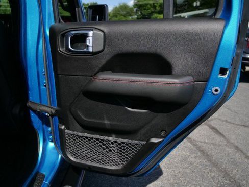 Used 2020 Jeep Wrangler Unlimited Rubicon AWD/4WD image 39